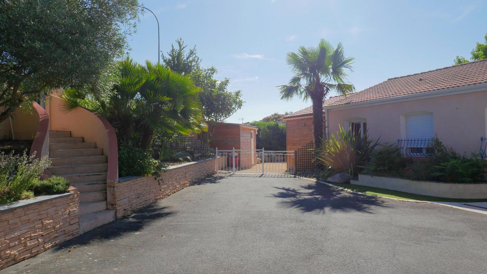 Les Gites De Bellevue Nueil-sous-les-Aubiers Εξωτερικό φωτογραφία